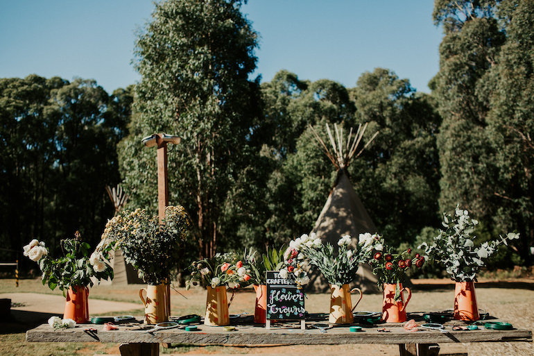 flower crown table