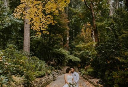 Alfred Nicholas Gardens Wedding Photo | Photography by Emily Howlett